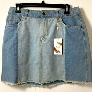 NWT. Chelsea & Violet Jean Mini Skirt size 27